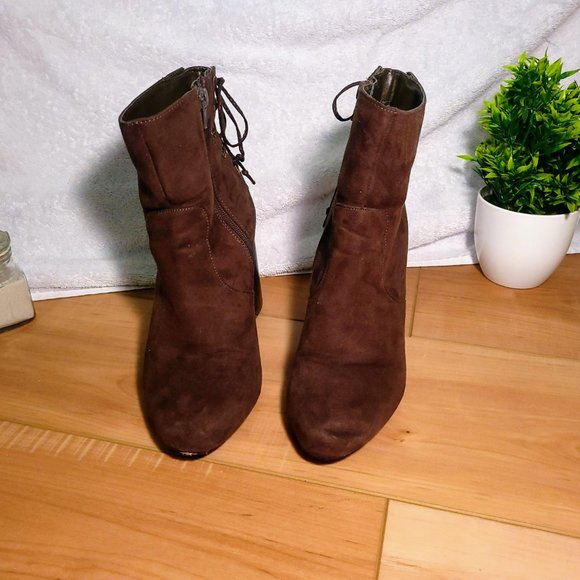 Forever 21- olive green/brown boot heels, size 8 (womens) - Picture 4 of 4